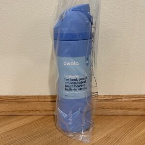 Owala 24oz- Out of the Blue